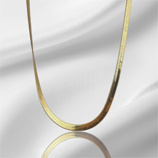 CADENA TIPO CINTA 18K